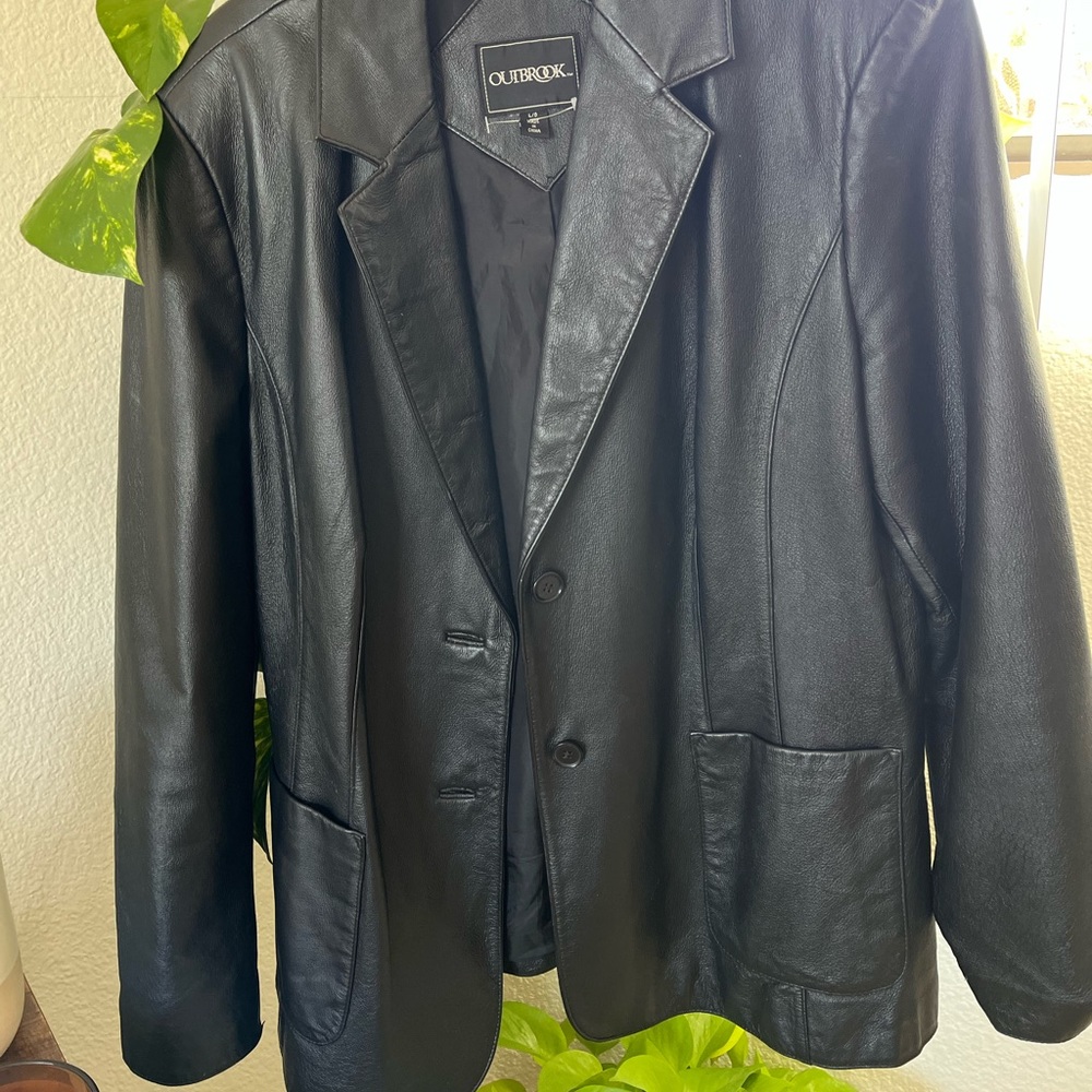 Oversized leather jacket